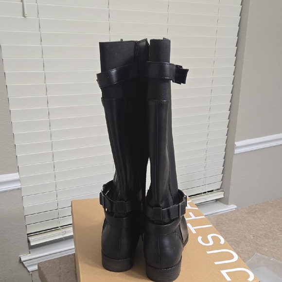 JustFab Black Women's Boots - Picture 3 of 3